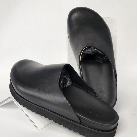 Black Cos - Picture 3 of 5